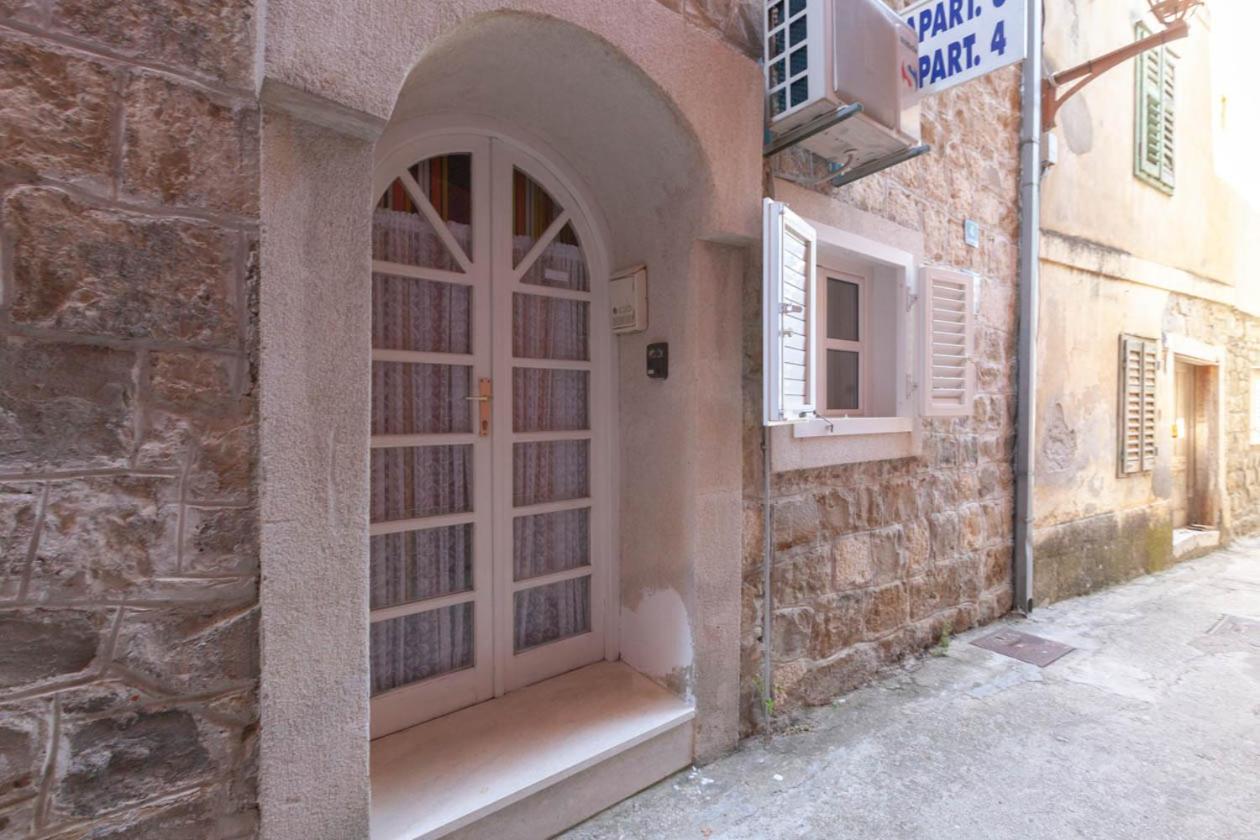 Apartmani Marija Podgora Ngoại thất bức ảnh