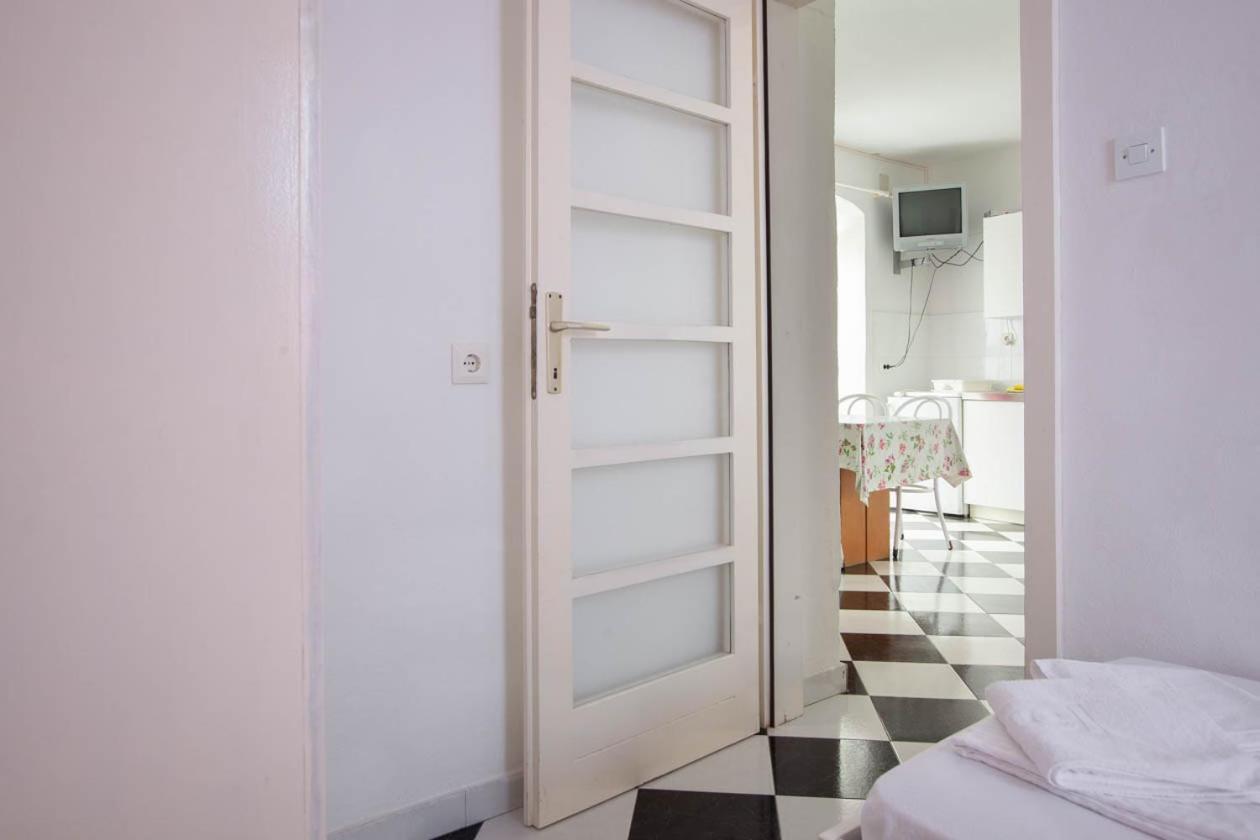 Apartmani Marija Podgora Ngoại thất bức ảnh